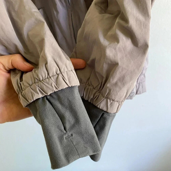 GAP Bodyfit Gray Hooded Activewear  Jacket Size S - Picture 3 of 9